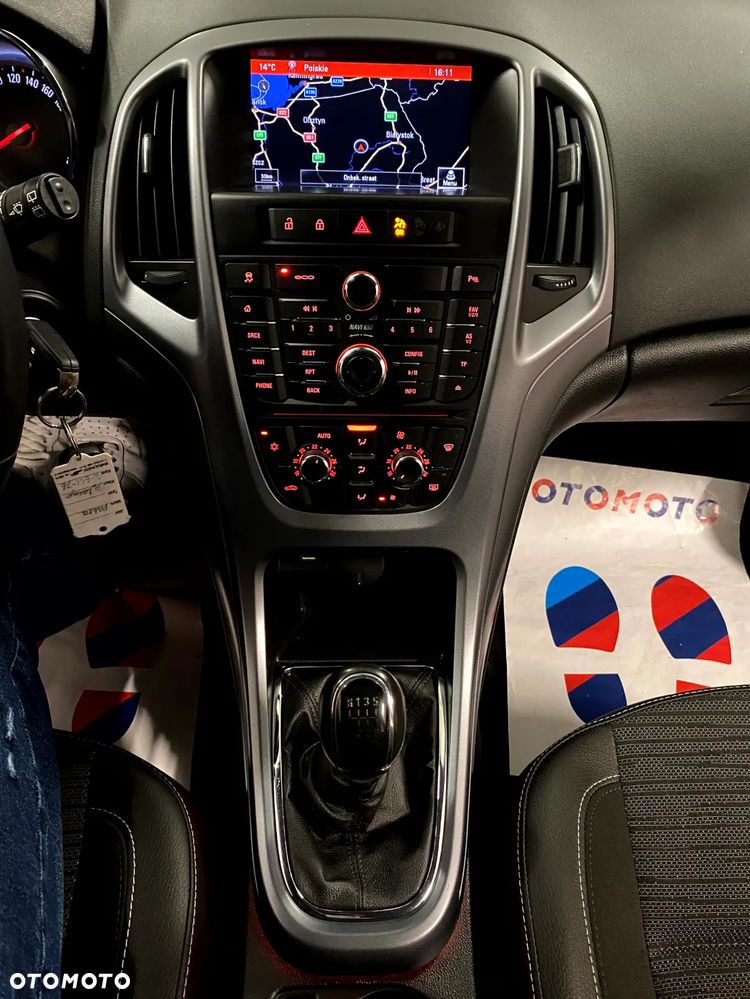 Opel Astra 1.4 Turbo Innovation - 21