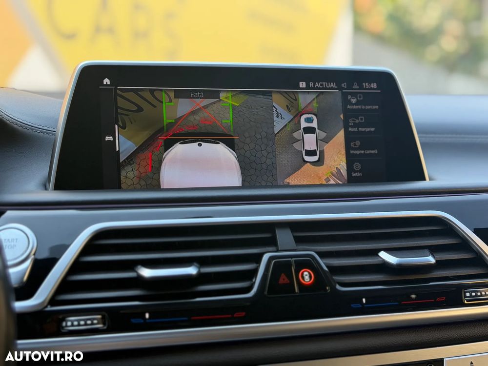 BMW Seria 7 745e - 17
