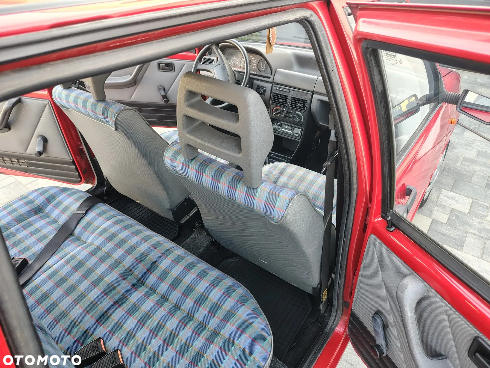Fiat Uno 899 - 6