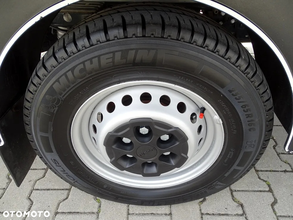 Iveco Daily 35S18 3.0 Chłodnia -30*C/+42*C 9 EuroPalet 4.42m JEGGER JAK NOWY!! Salon PL!! HWASUNG THERMO - 34