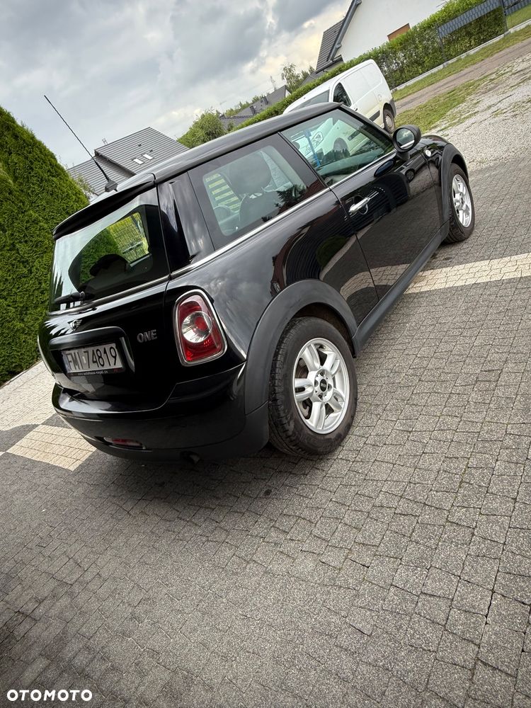 MINI ONE Standard - 4