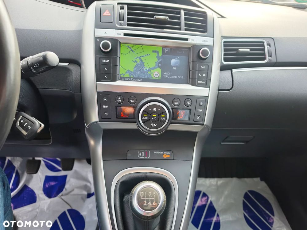 Toyota Verso 1.6 D-4D 5-Sitzer Start/Stop Executive - 23