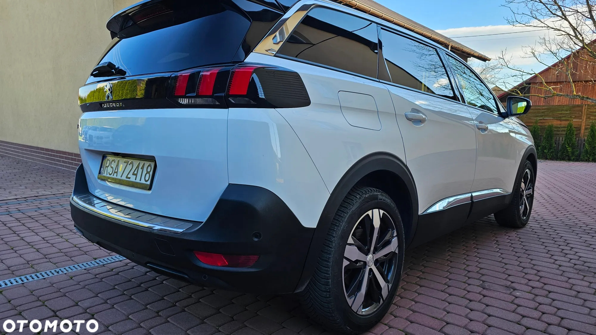 Peugeot 5008 1.5 BlueHDi Allure Pack S&S EAT8 - 22