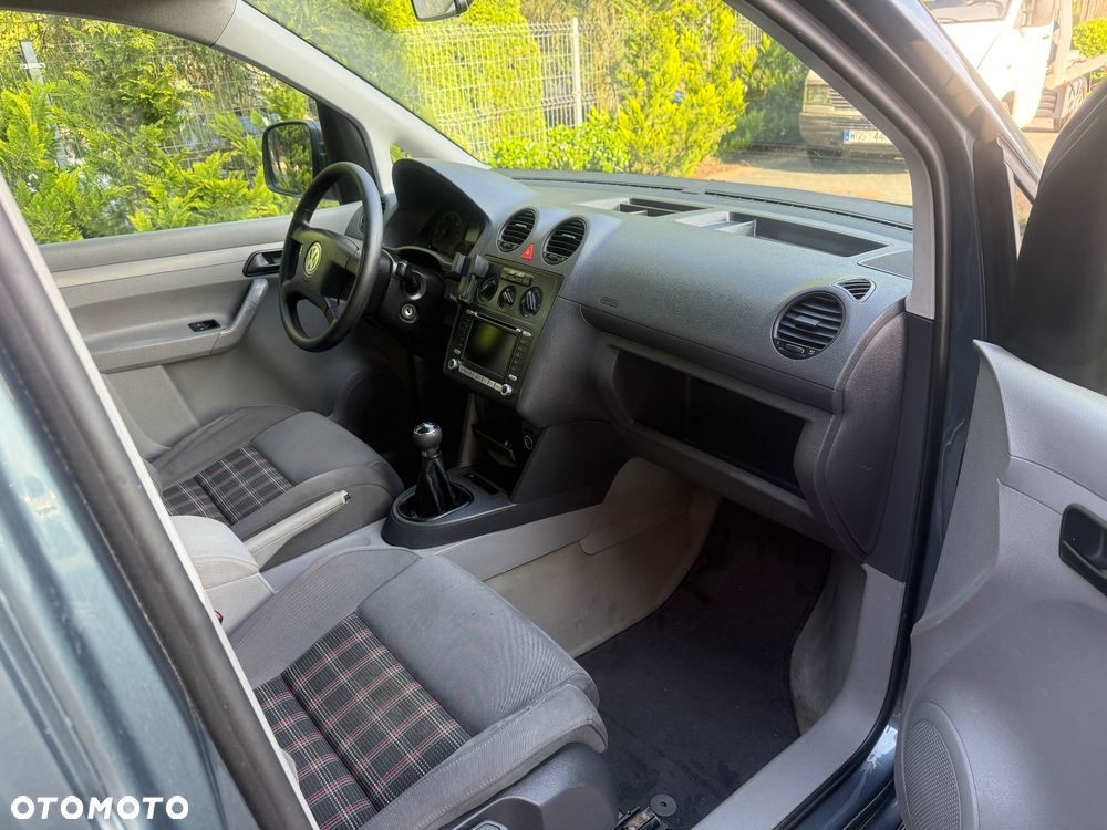 Volkswagen Caddy - 22