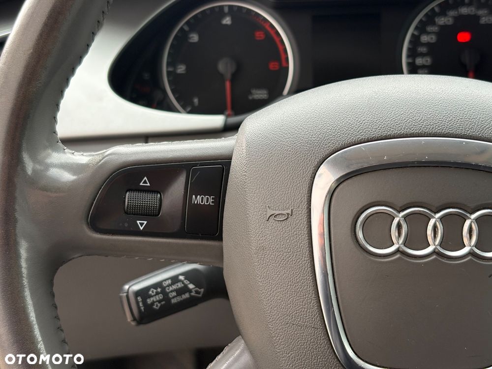 Audi A4 Avant 2.0 TDI DPF - 14