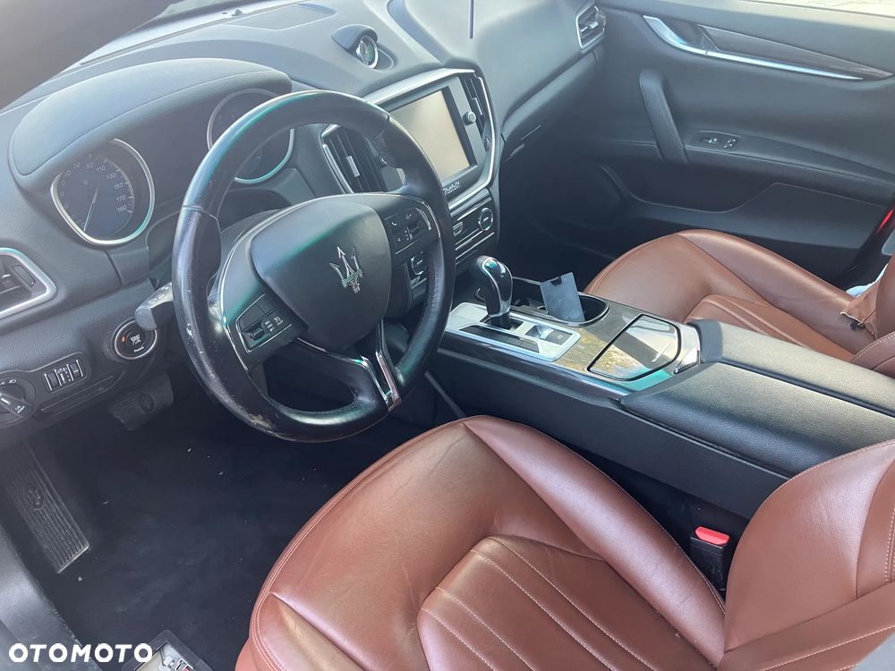 Maserati Ghibli Standard - 4