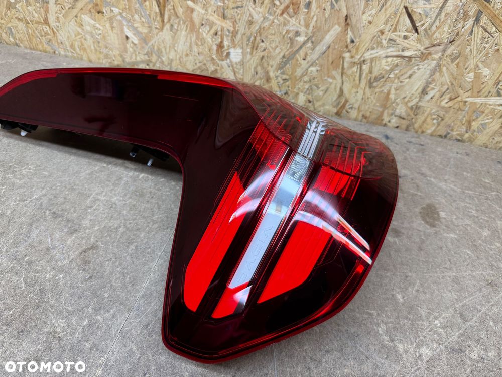 LAMPA TYŁ LEWA LED DACIA JOGGER 265557076R - 6