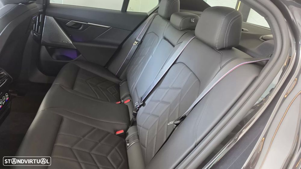 BMW i5 eDrive40 Pack Desportivo M Pro - 55