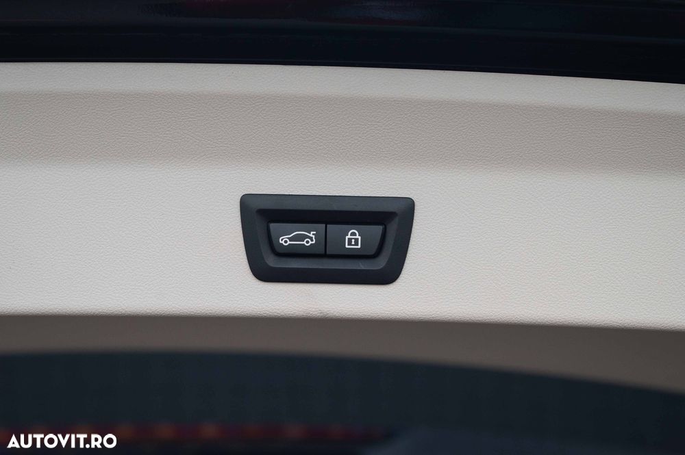 BMW X3 xDrive20d AT Luxury Line - 32