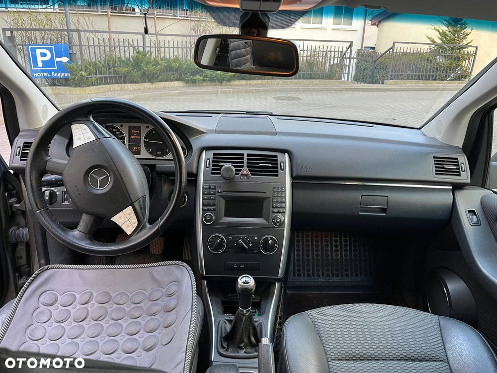 Mercedes-Benz Klasa B 180 CDI - 13