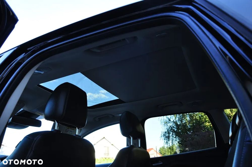 Ford Kuga 2.0 TDCi 4WD Titanium - 25