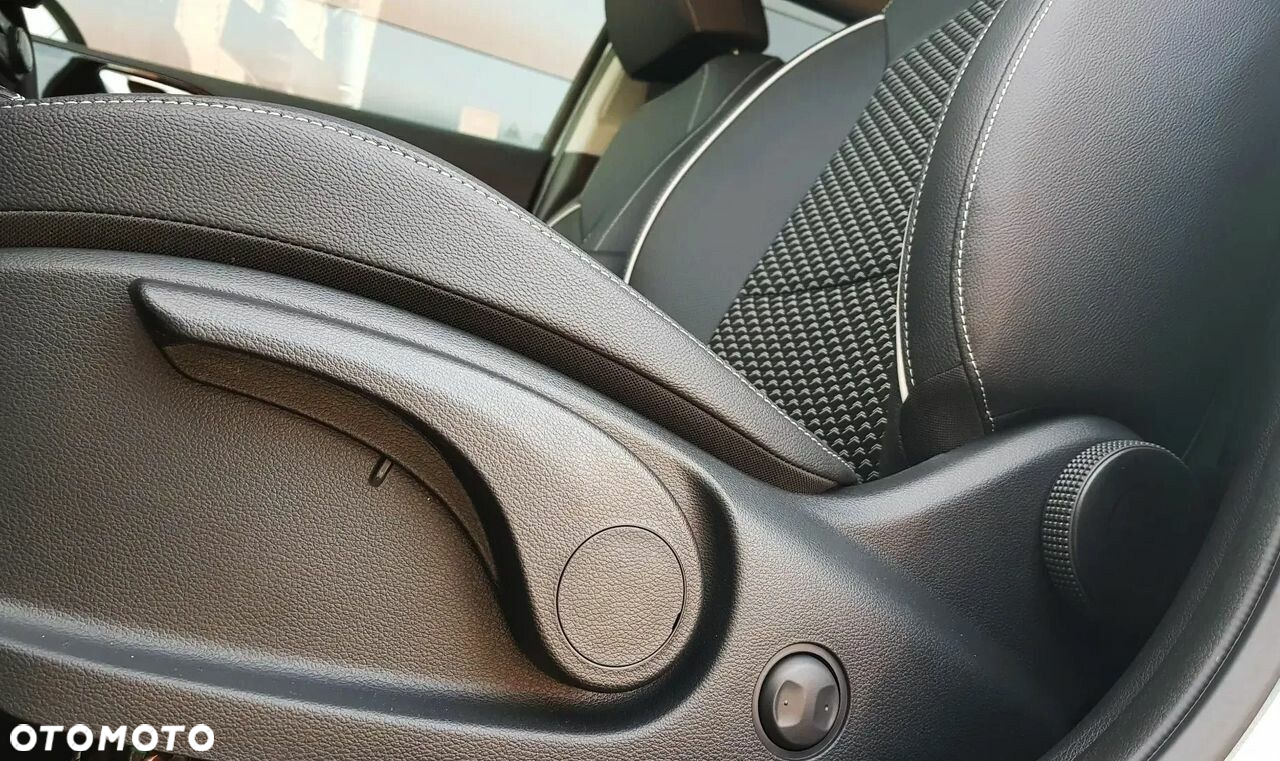 Kia XCeed 1.6 T-GDI L DCT - 13