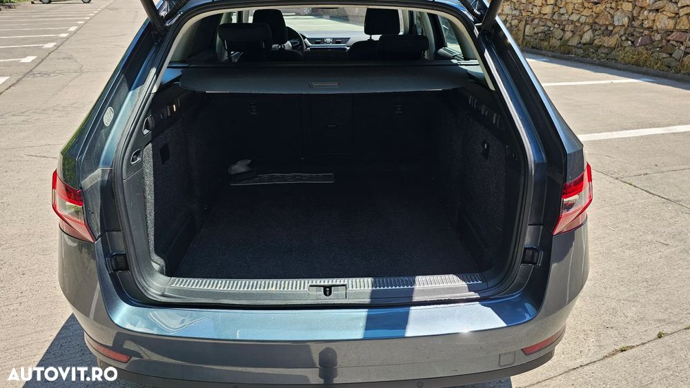 Skoda Superb Combi 1.5 TSI ACT DSG Style - 9