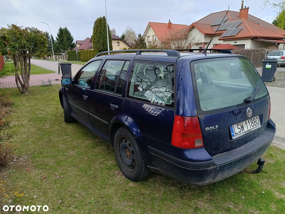 Volkswagen Golf 1.9 TDI Comfortline - 4