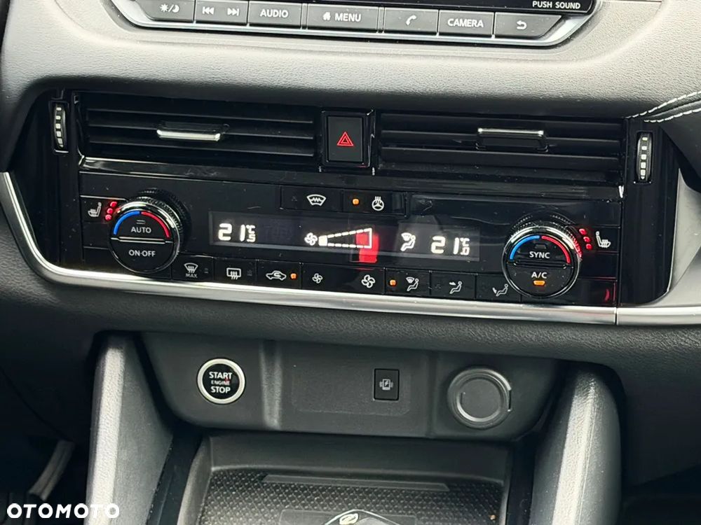 Nissan Qashqai 1.3 DIG-T N-Connecta DCT - 9