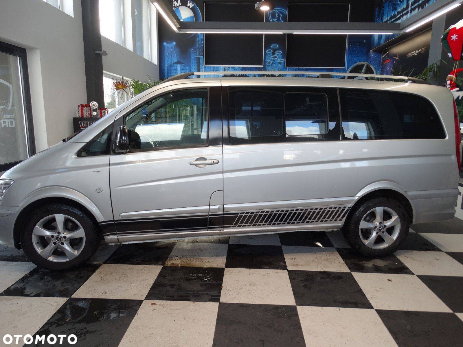 Mercedes-Benz Viano - 2