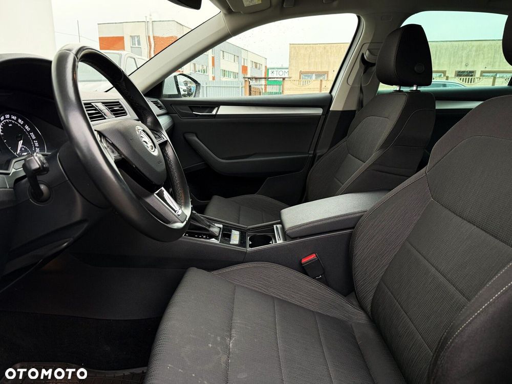 Skoda Superb 2.0 TDI SCR Style DSG - 17