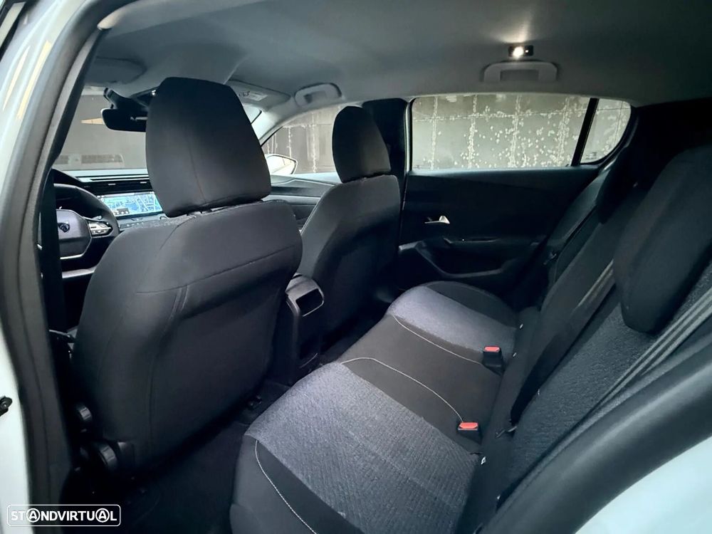 Peugeot e-308 54 kWh Style - 24