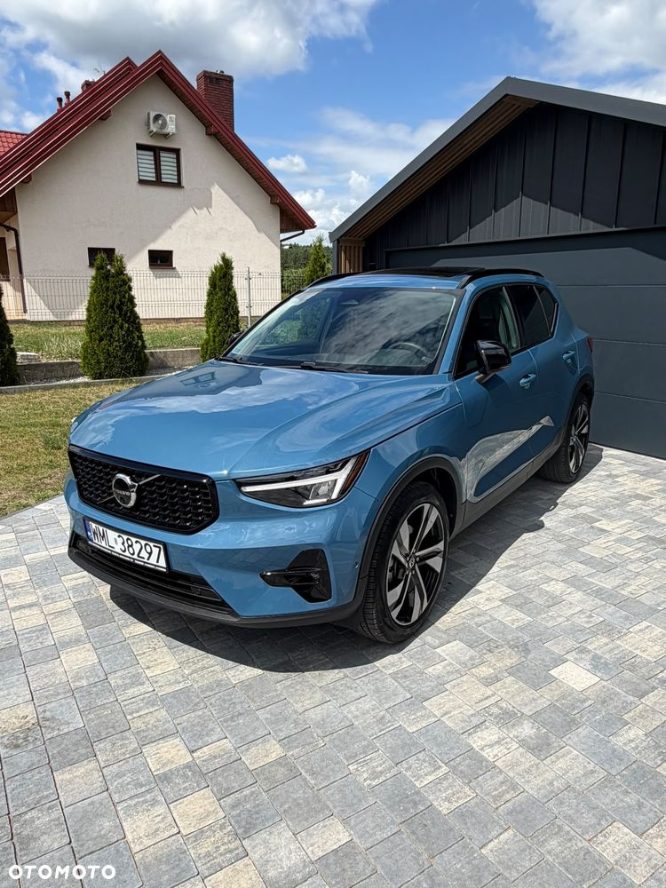 Volvo XC 40 B5 B AWD Ultimate Dark - 3