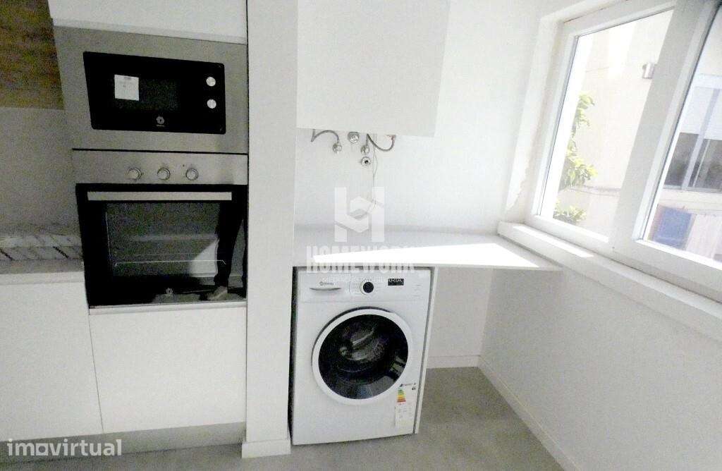 Apartamento T3 com Terraço e Cozinha Equipada no Barreiro - Grande imagem: 4/25