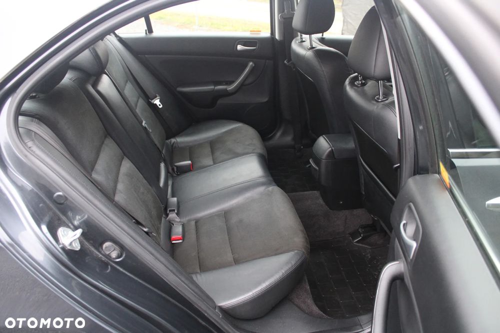 Honda Accord 2.0 i Comfort - 27