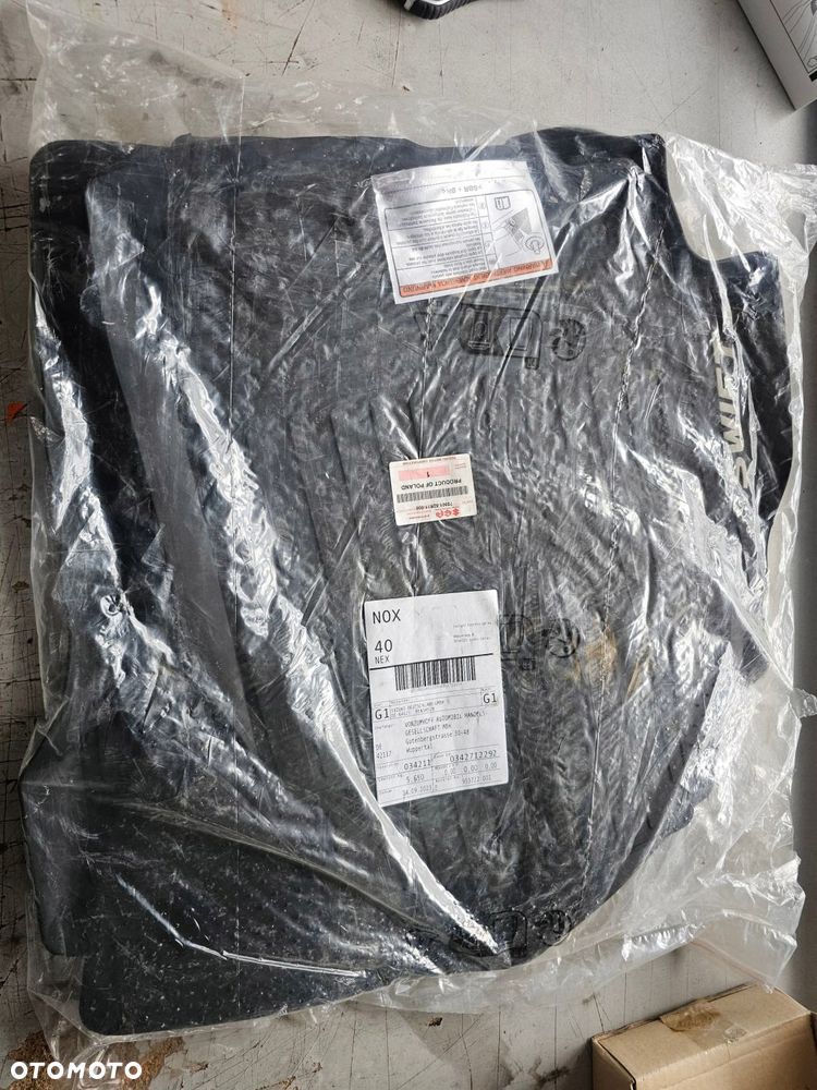 komplet dywaników gumowych suzuki swift oe 75901-52r11-000 - 2
