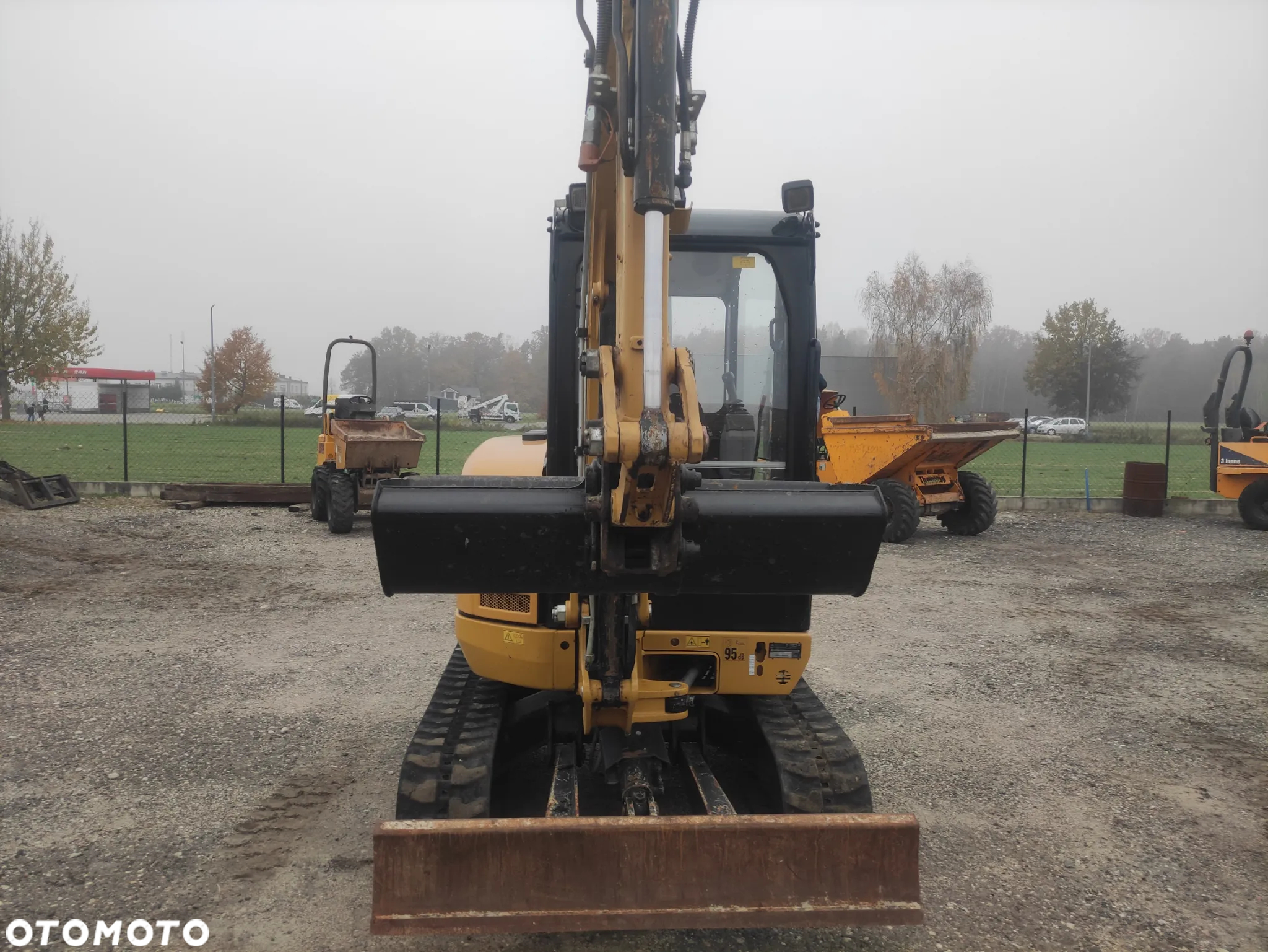 Caterpillar 301.6  2022r 302.7 cr - 17