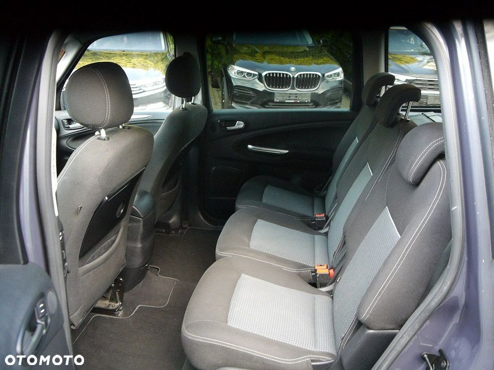 Ford Galaxy 2.0 TDCi Ambiente - 25