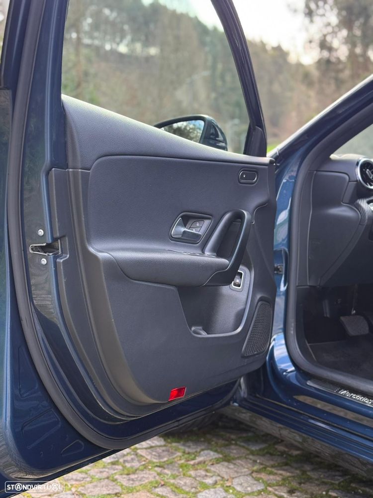 Mercedes-Benz A 250 e 8G-DCT Style - 13