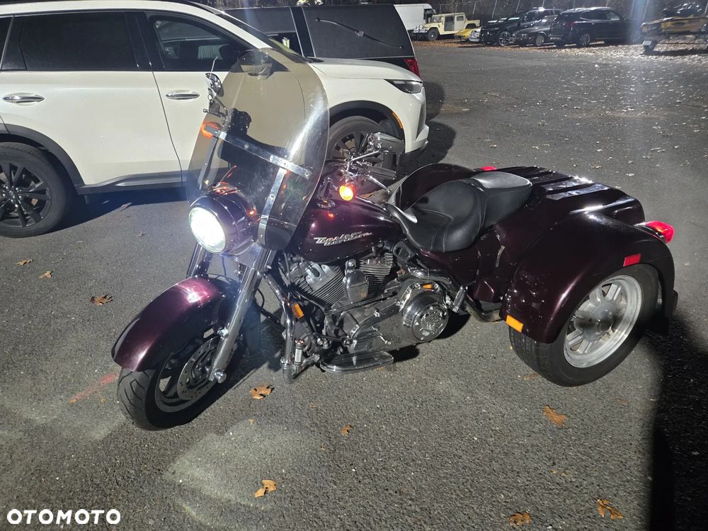 Harley-Davidson Tri Glide - 15