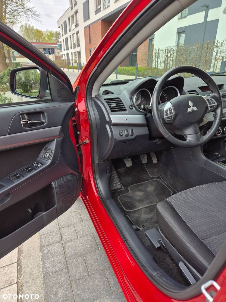 Mitsubishi Lancer 1.8 Invite - 10