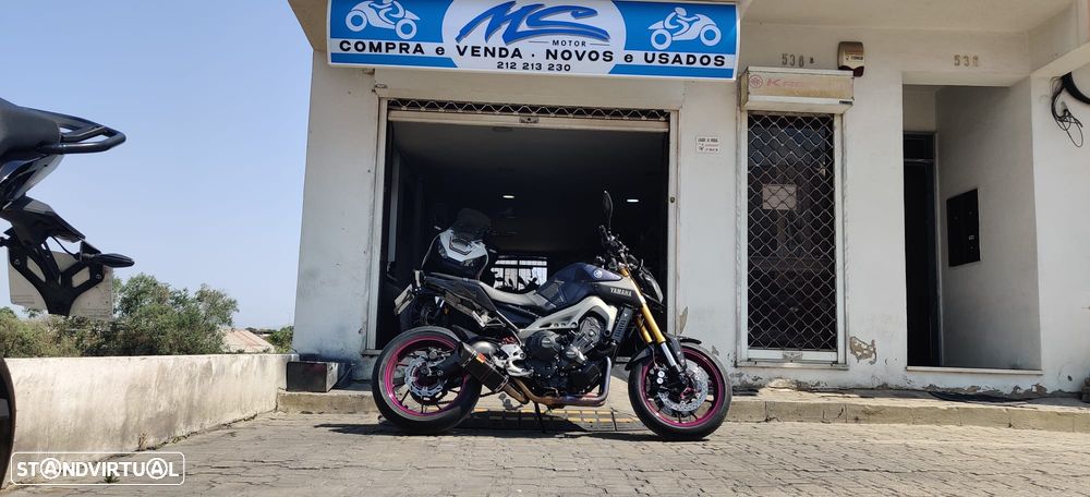 Yamaha MT-09 - 1