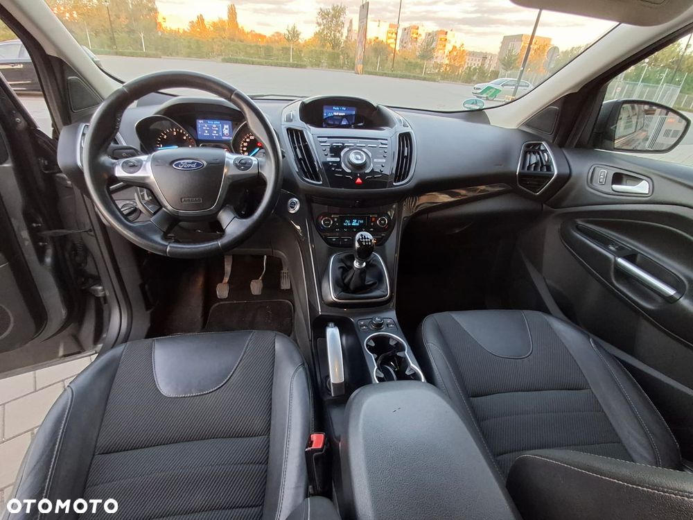 Ford Kuga 2.0 TDCi Titanium - 27