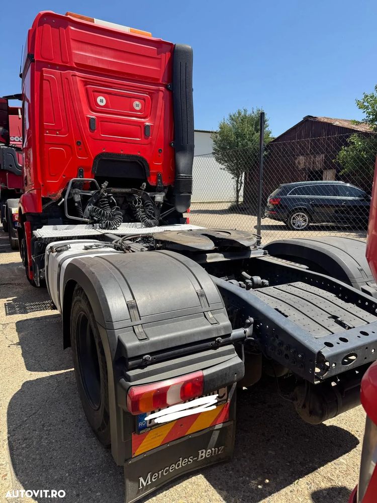 Mercedes-Benz Actros - 7