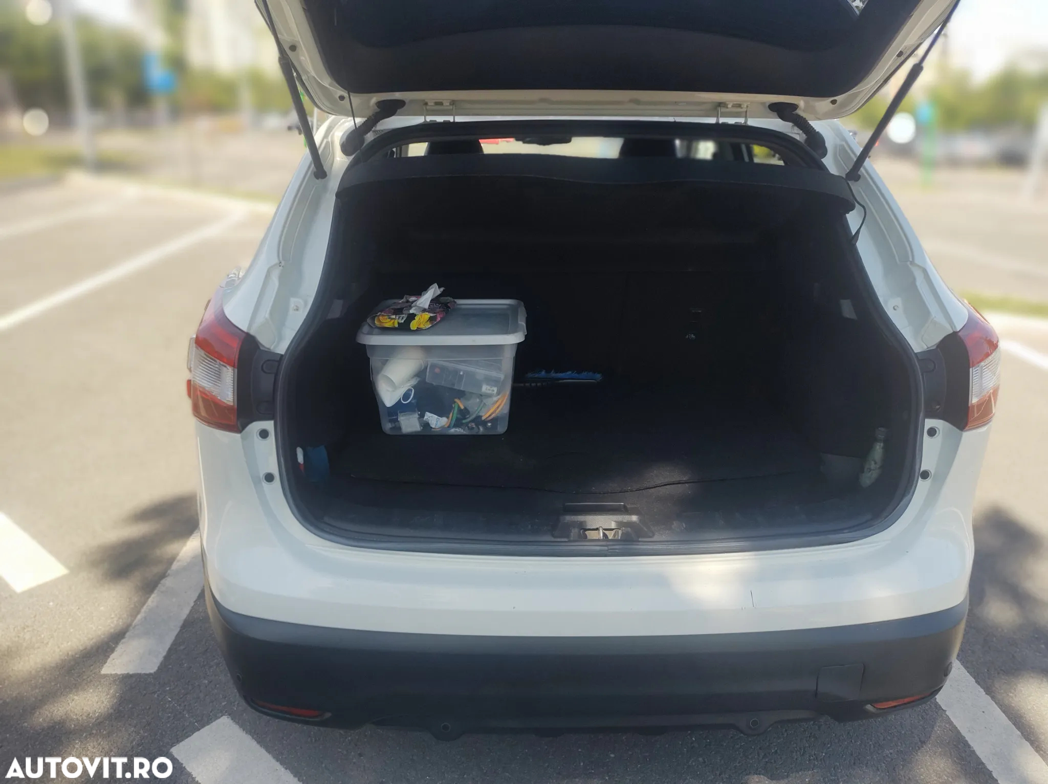 Nissan Qashqai 1.6 DCI ALL-MODE 4x4i TEKNA - 9