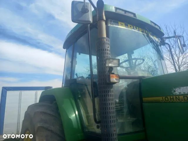 Szyba boczna prawa John Deere 7800 - 1