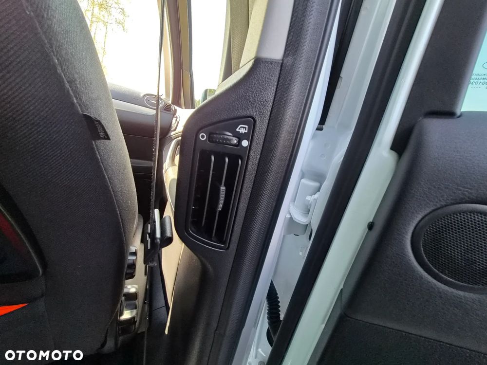 Ford Galaxy 2.0 TDCi Trend - 10