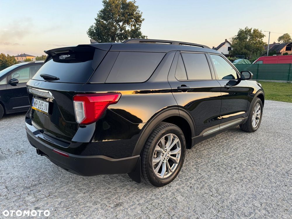 Ford Explorer - 4