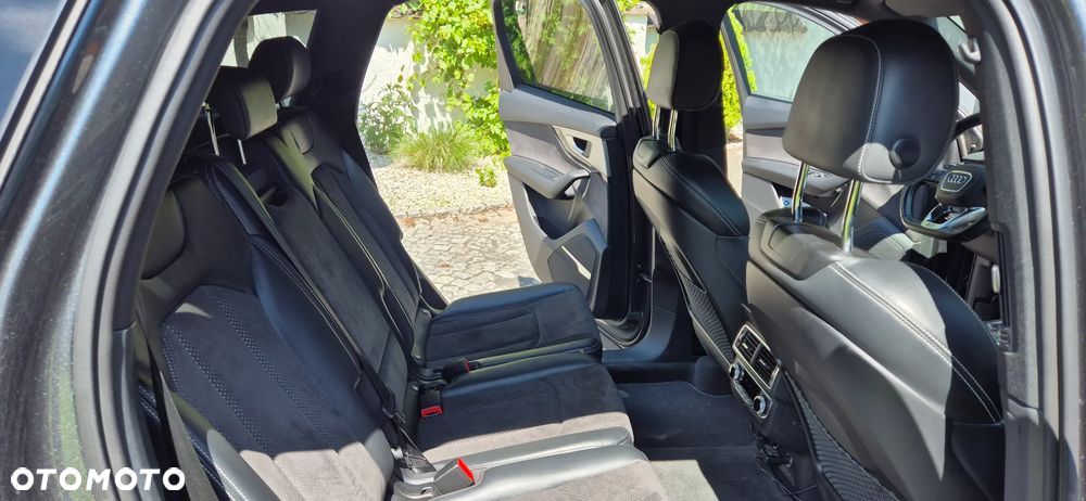 Audi SQ7 4.0 TDI Quattro Tiptronic - 9