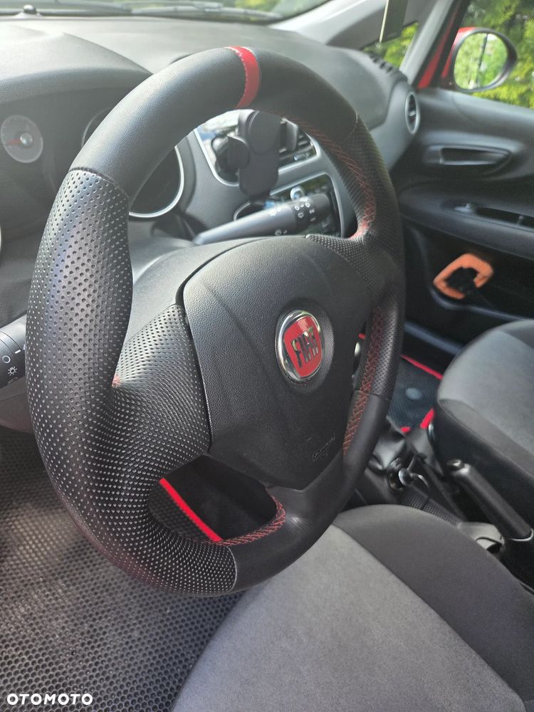 Fiat Punto 1.4 Easy S&S - 19
