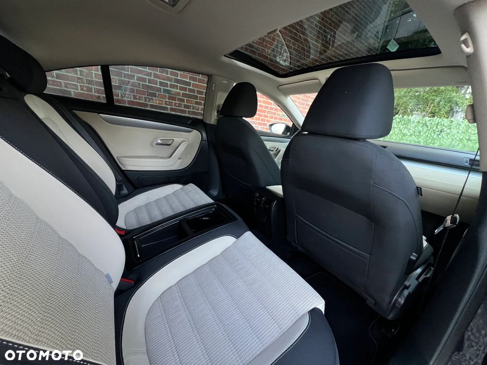 Volkswagen Passat - 18