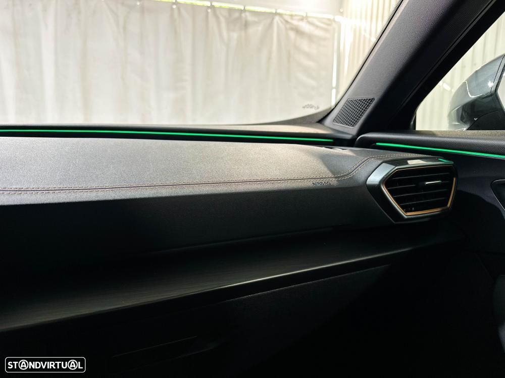 Cupra Formentor 1.4 e-Hybrid DSG VZ - 28