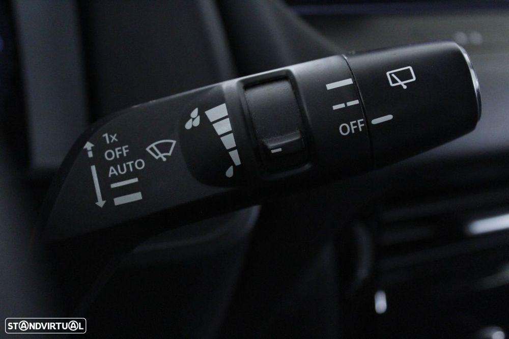 Nissan Qashqai 1.3 DIG-T N-Connecta LED Xtronic - 26
