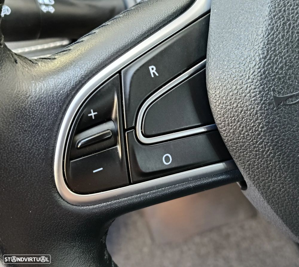 Renault Grand Scénic 1.5 dCi Intens Hybrid Assist SS - 16