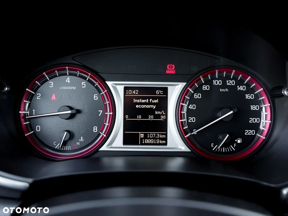 Suzuki Vitara 1.4 Boosterjet Premium 2WD - 29