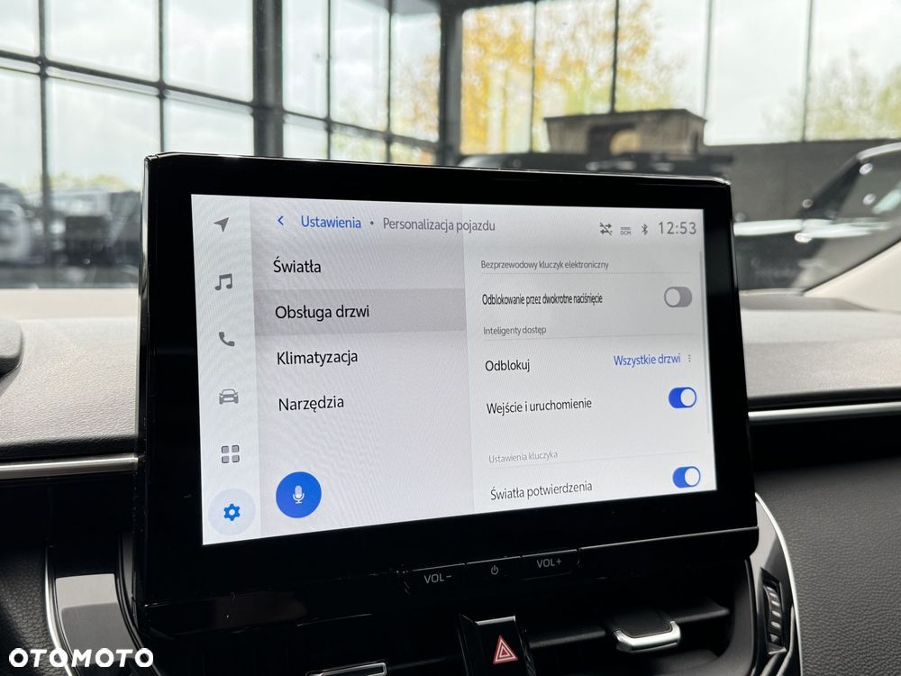 Toyota Corolla 1.8 Hybrid Comfort - 37