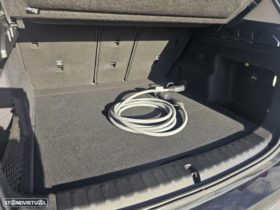 BMW X1 xDrive25e - 13