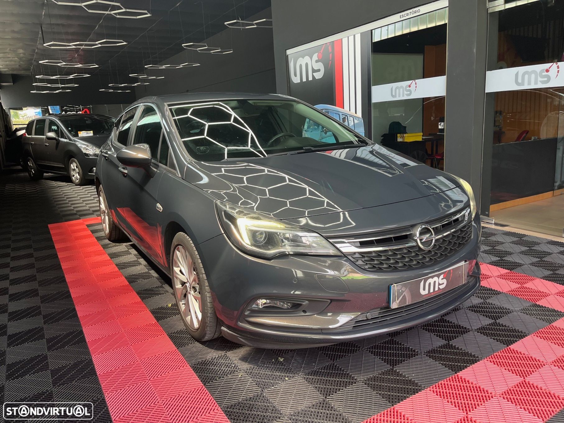 Opel Astra 1.6 CDTI Business Edition S/S - 1