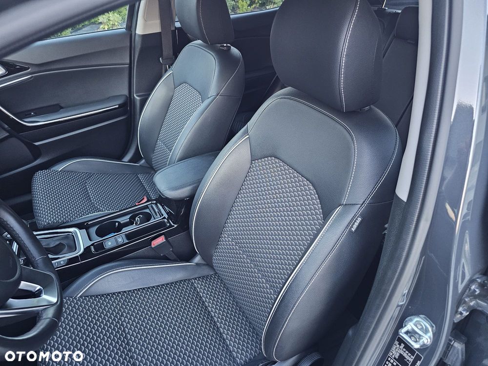 Kia XCeed 1.5 T-GDI Business Line DCT - 22
