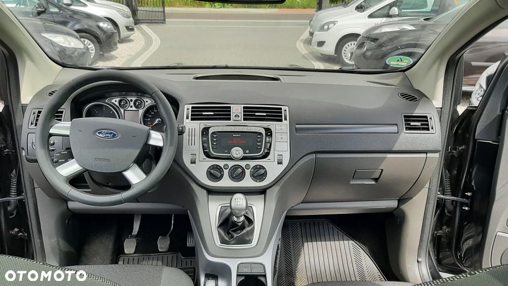 Ford Kuga - 13